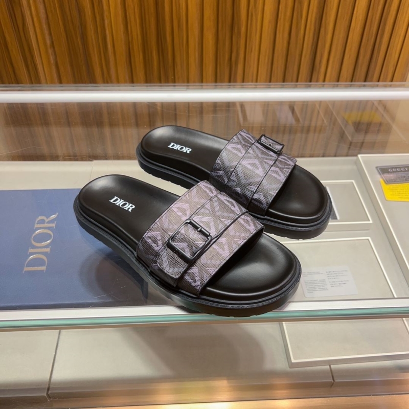 ch**an D*or slippers